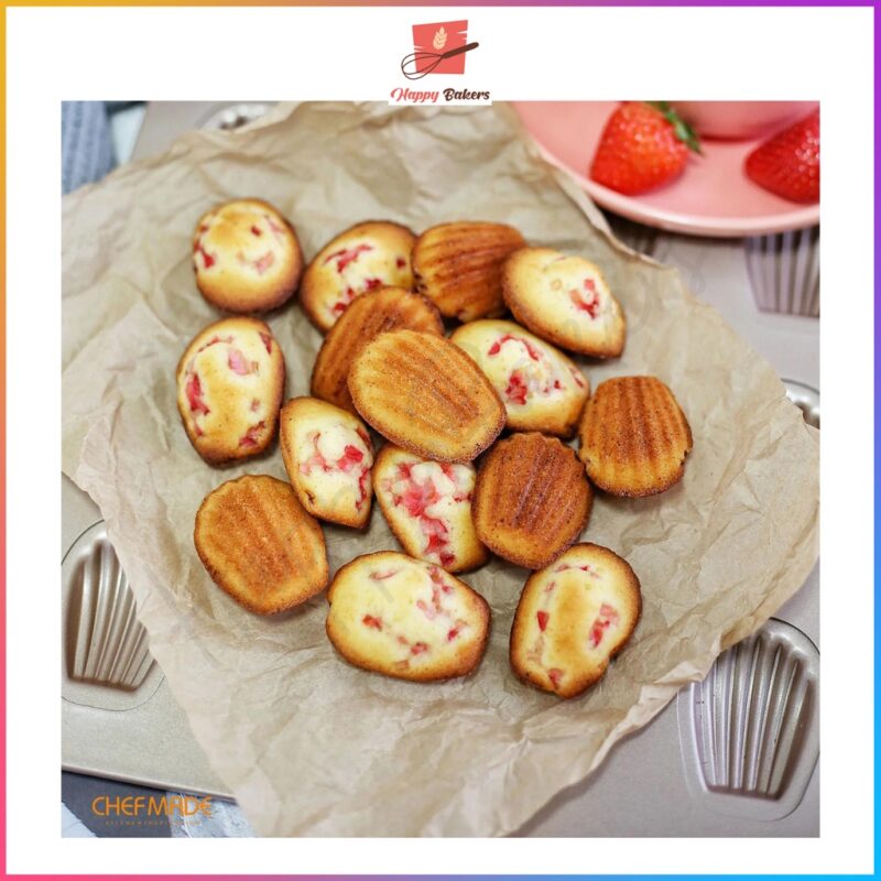 CHEFMADE WK9743 Mini Madeleine Cake Pan - Image 5