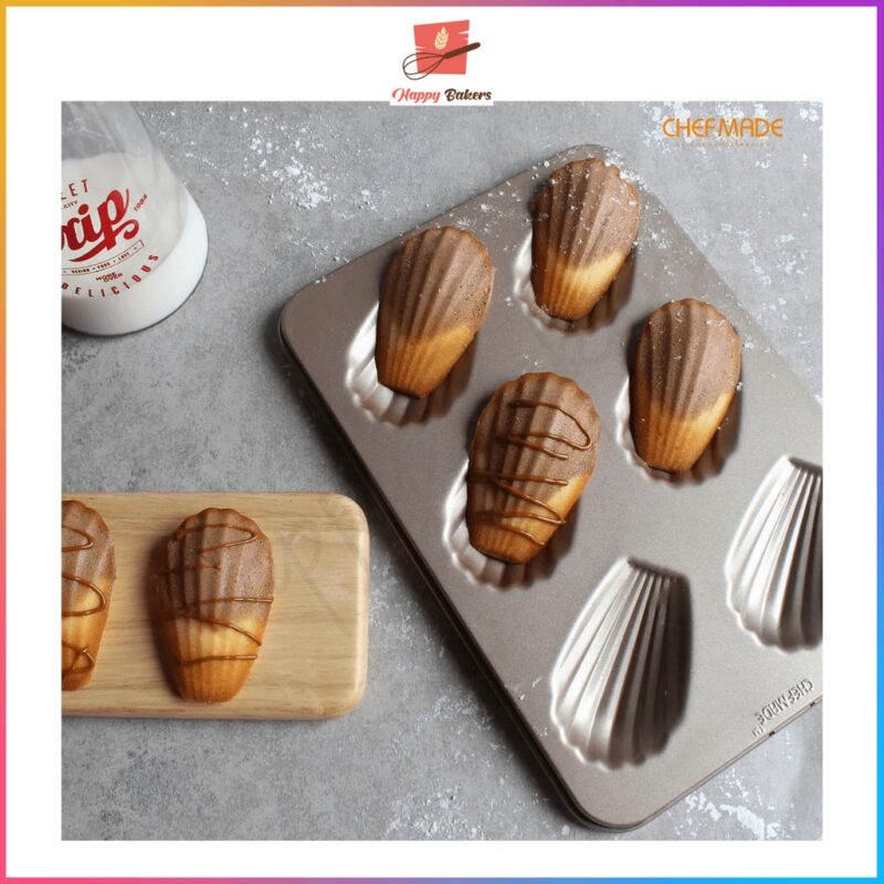 CHEFMADE 6 Cup Madeleine Pan WK9029 - Image 3